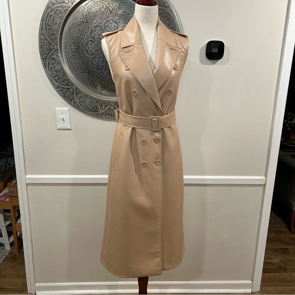 NWT $795 Alice and Olivia Conan Vegan Leather, belted long dress- Size XS - Picture 4 of 11
